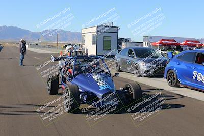 media/Nov-19-2022-Speed Ventures (Sat) [[eb5c8f9508]]/Around the Pits/Pre Grid Black/